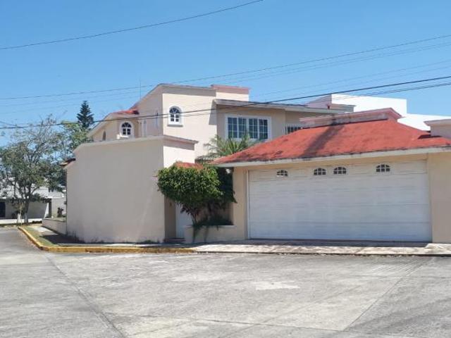 VENTA DE CASA EN RESIDENCIAL AIPM DE POZA RICA