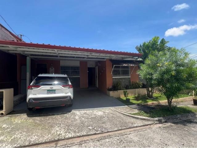 Venta de casa en Residencial Las Lomas, Villa Lucre