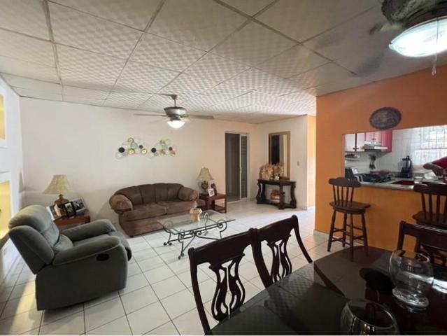Venta de casa en Residencial Las Lomas, Villa Lucre