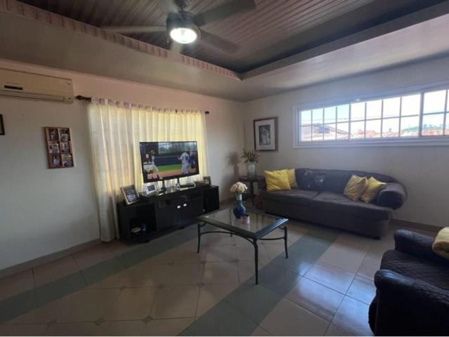 Venta de casa en Residencial Las Lomas, Villa Lucre
