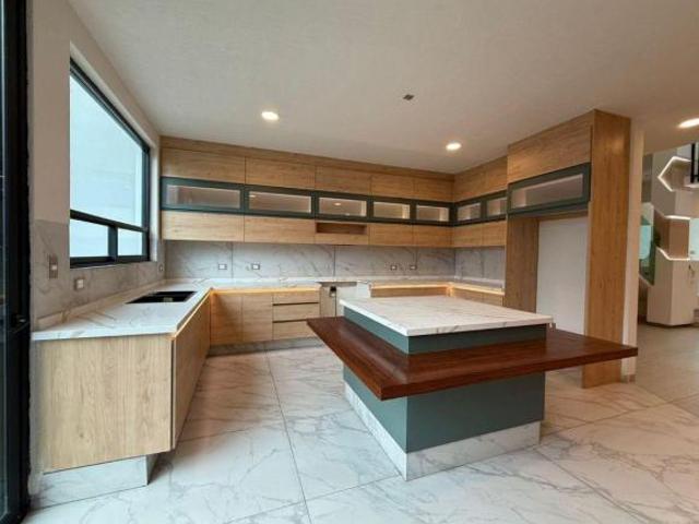 VENTA DE CASA EN RESIDENCIAL STREGA PLATINUM METEPEC