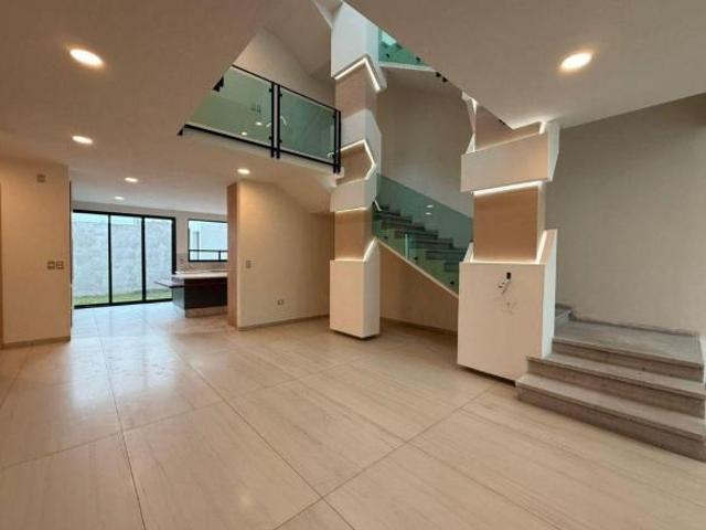 VENTA DE CASA EN RESIDENCIAL STREGA PLATINUM METEPEC