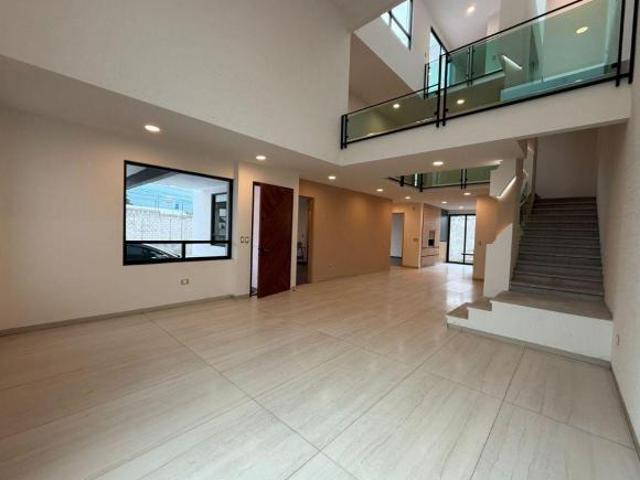 VENTA DE CASA EN RESIDENCIAL STREGA PLATINUM METEPEC