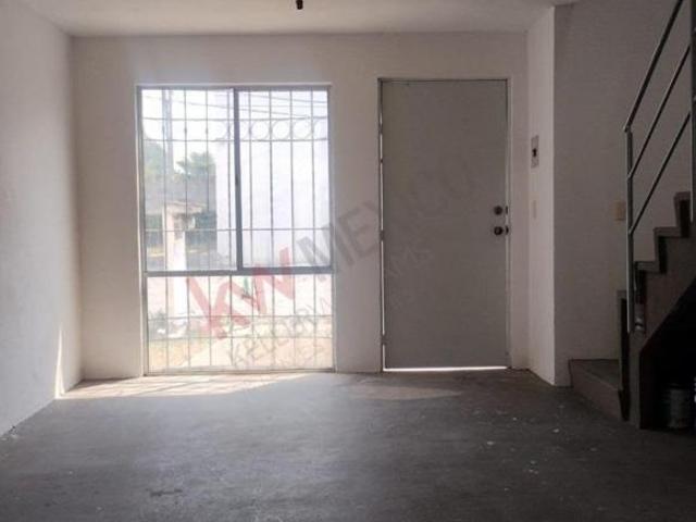 Casa en venta en San Antonio La Isla, Estado de México