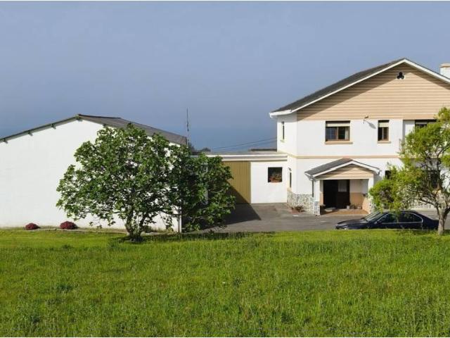 Casa en venta en Valdés, Asturias
