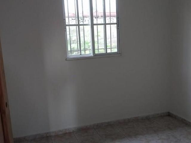 Venta de casa en torremolinos, tocumen