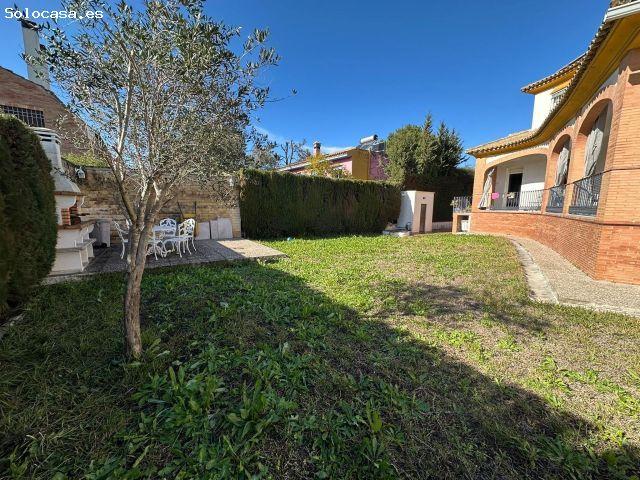 Casa en venta en Valencina De La Concepción, Andalucía
