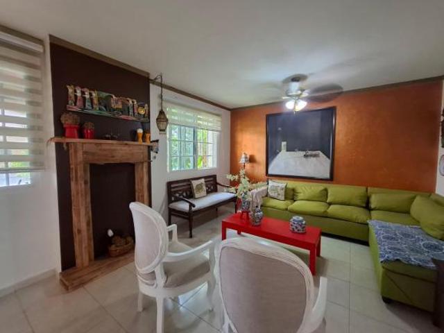 Venta de Casa en Villa Lucre, Residencial Paseo Real