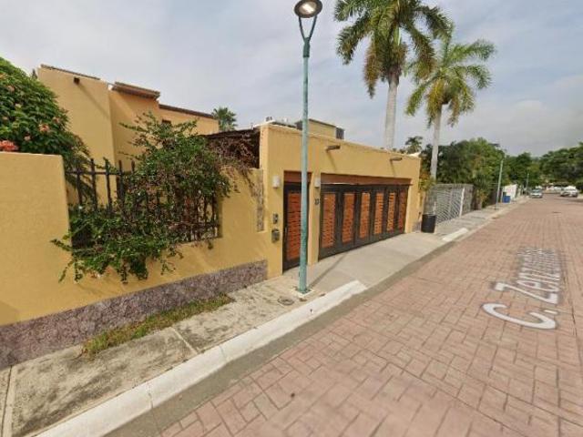Casa en venta en Zihuatanejo de Azueta, Guerrero