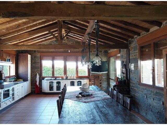 Casa en venta en Verín, Galicia