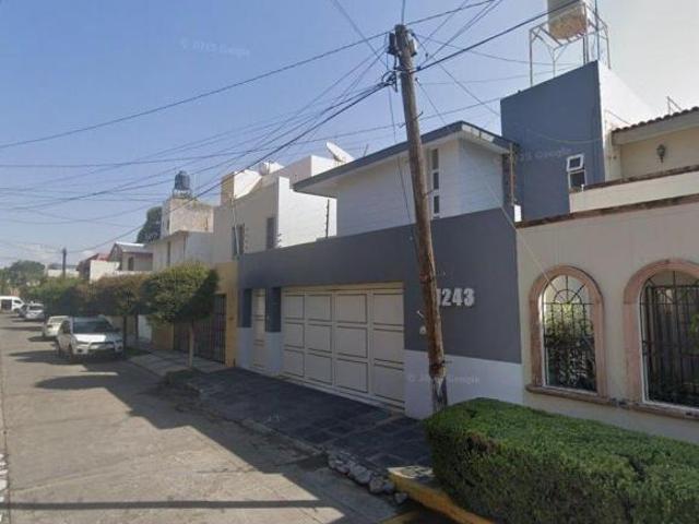 VENTA DE CASA NUEVA LUNETA ZAMORA MICHOACAN