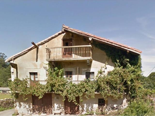Casa en venta en Villacarriedo, Cantabria