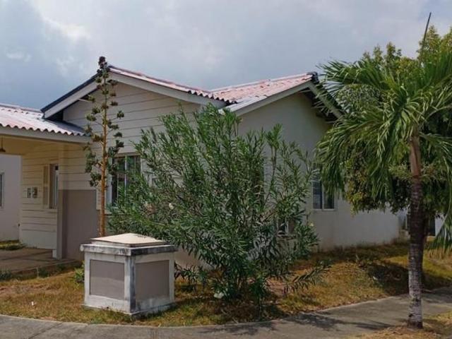 Venta de casa reposeída en arraiján, vista alegre