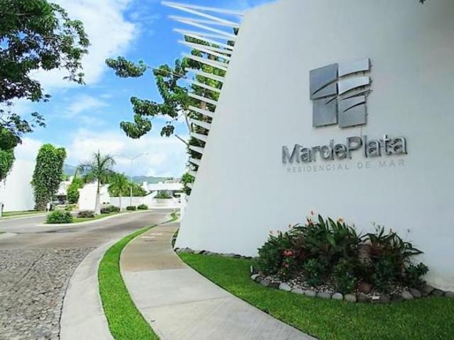 VENTA DE CASA SALAGUA, MANZANILLO MODELO EMPOLI EN RESIDENCIAL MAR DE PLATA