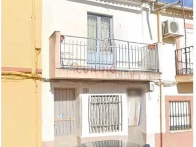 Casa en venta en Madrigalejo, Cáceres