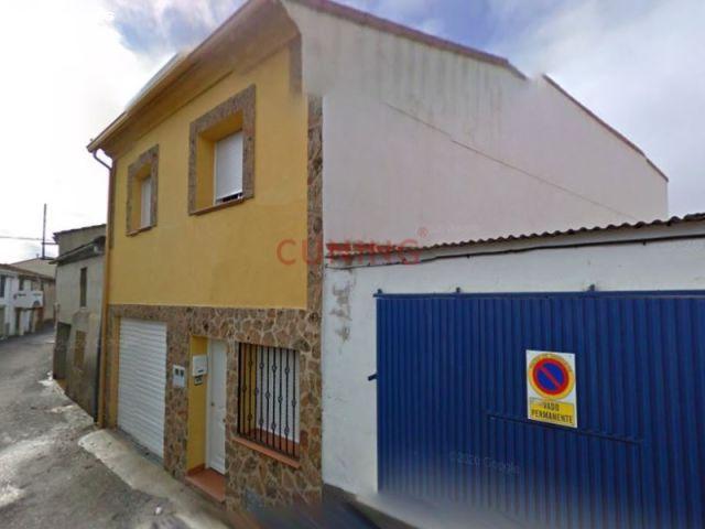 Casa en venta en Torre De Santa María, Extremadura