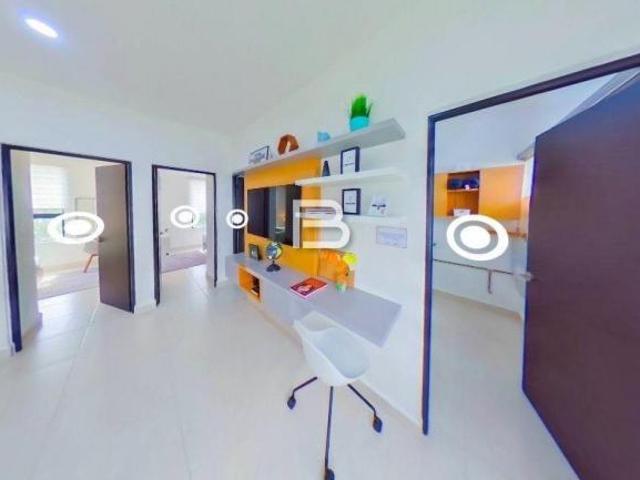 Venta De Casa Sobre Av. Huayacán En Sayab Residencial