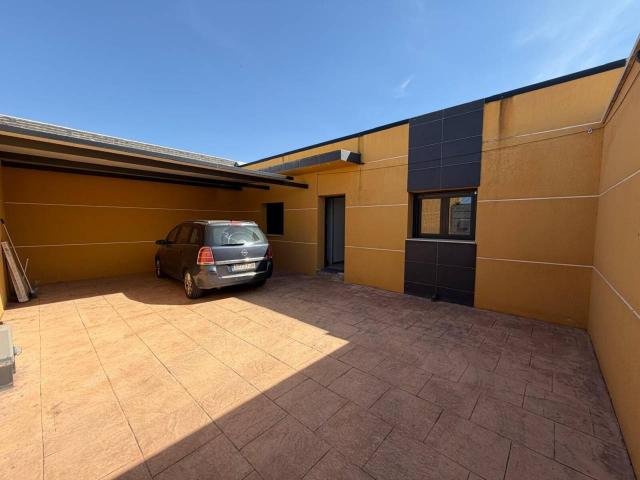 Casa en venta en Carrión De Calatrava, Castilla-La Mancha