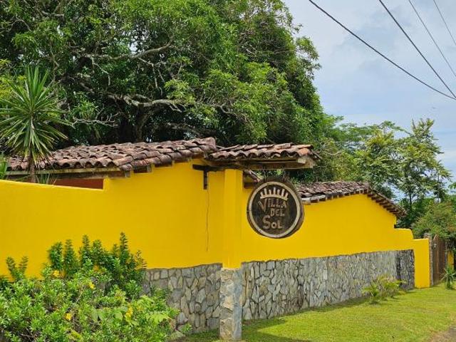 Venta de casa y villa oportunidad de inversion en los Destiladeros Pedasi