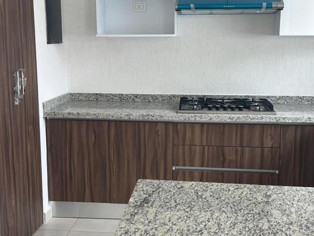 VENTA DE CASAMODELO TABACHIN, EN POLIGONO SUR DE CANCUN