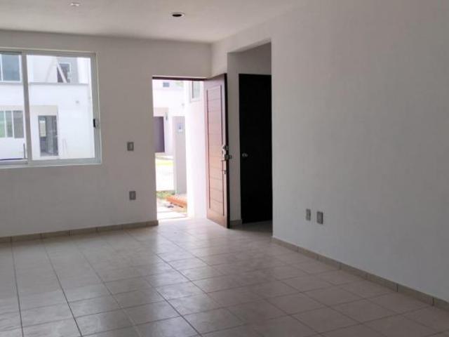 VENTA DE CASAS NUEVAS EN POZA RICA AV PAPANTLA COL JARDINES