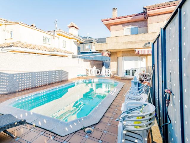 Chalet en venta en R-66-A (El Arco), Cáceres