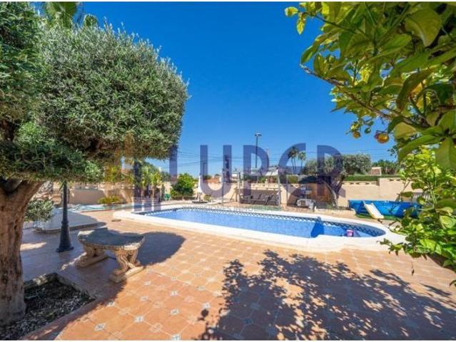 Casa en venta en San Vicente Del Raspeig, Los Girasoles