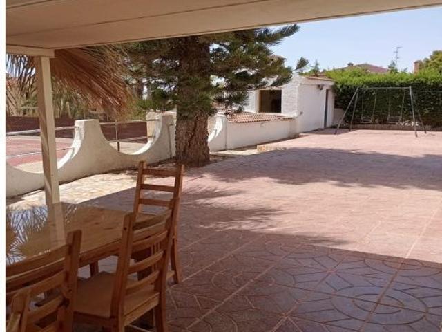 Casa en venta en Penya de les Àguiles, el Baix Vinalopó