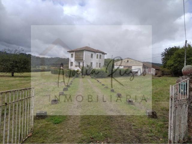 Villa en venta en Nava, Pumarín