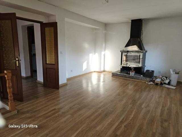 Villa en venta en Uceda, Caraquiz