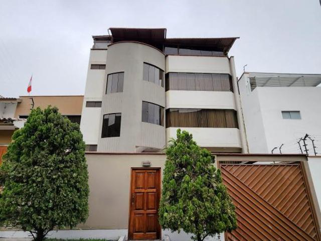Venta de departamento en Surco