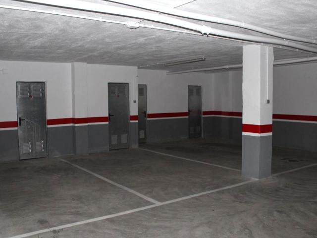 Garaje en venta en la Ribera Alta, Valencia