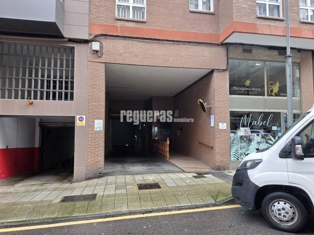 Garaje en alquiler en Avilés, Asturias
