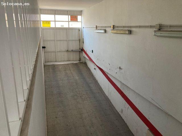 Local Comercial en venta en La Algaba, Andalucía