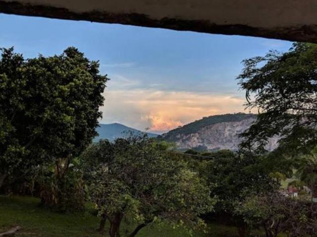 VENTA DE GRANDE HACIENDA EN JIUTEPEC, MORELOS, IDEAL PARA INVERTIR. solo recursos propios