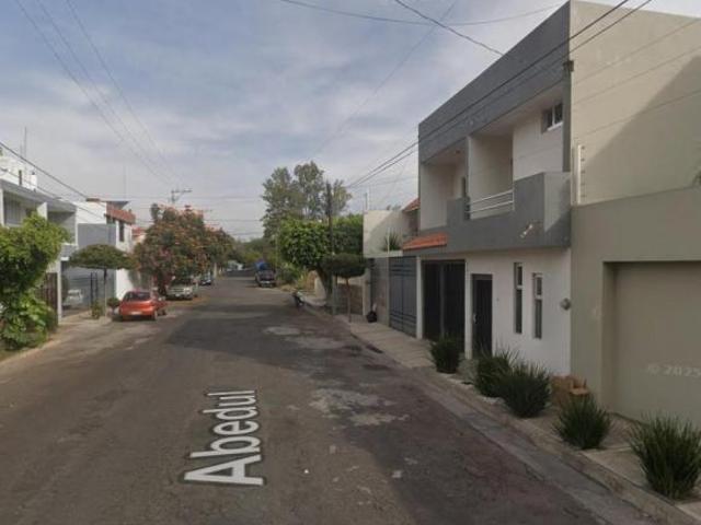 VENTA DE HERMOSA CASA EN MICHOACAN,ZAMORA HIDALGO