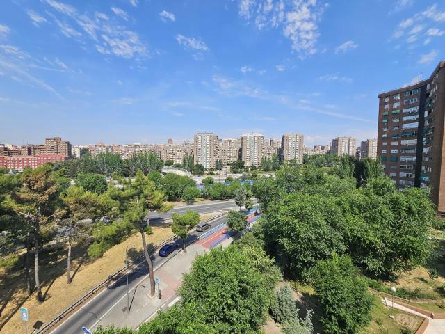 Piso en venta en Moratalaz, Madrid