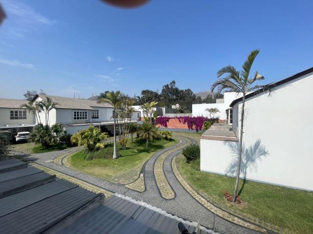 Casa venta en Santiago De Surco, Lima Metropolitana