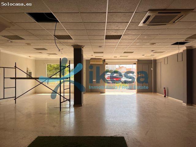 Local Comercial en venta en Barriada Los Salesianos, Utrera