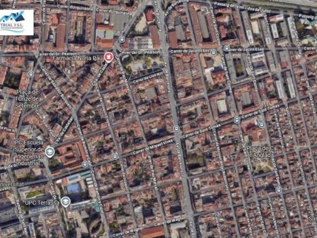 Local Comercial en venta en Escola Industrial, Vallès Occidental