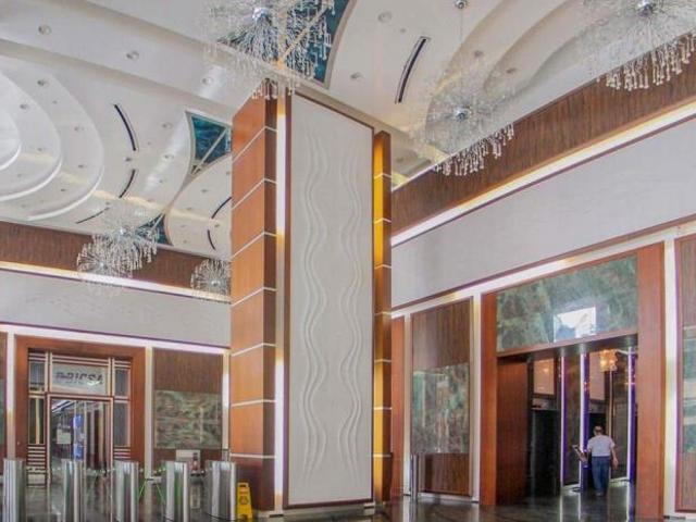Venta de oficina reposeída en avenida balboa, panamá