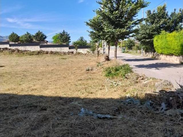 Local Comercial en venta en Prádena, Castilla y León