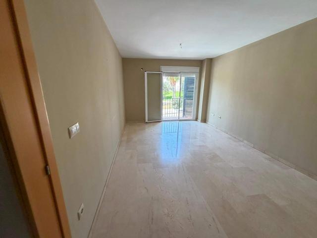 Piso en venta en Lebrija, Andalucía