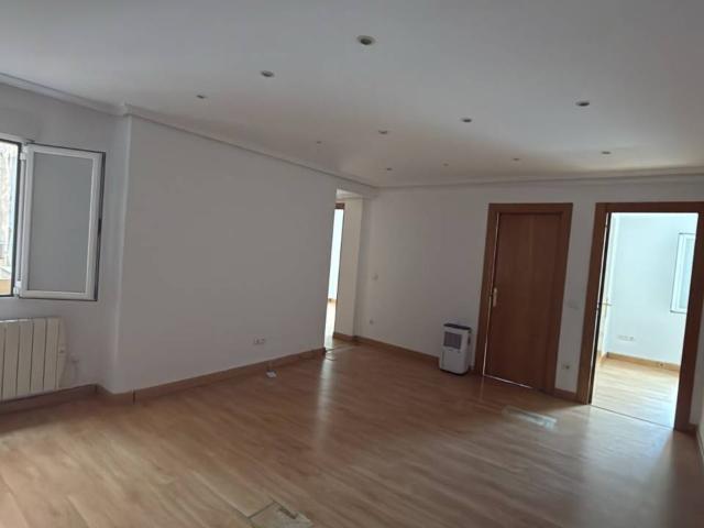Piso en venta en Distrito Este, Burgos