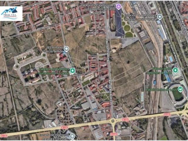 Piso en venta en Armunia, León