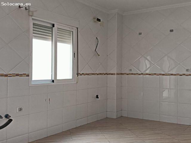 Piso en venta en Huelma, Andalucía