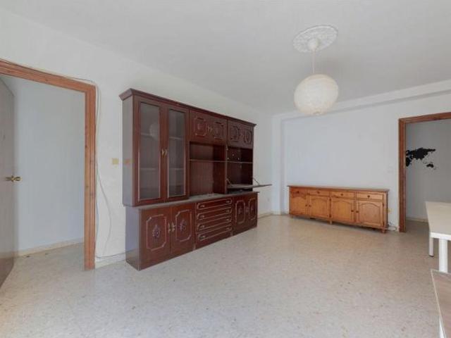 Piso en venta en Cantillana, Andalucía