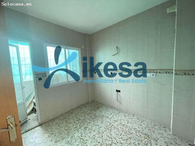 Piso en venta en Mengíbar, Andalucía