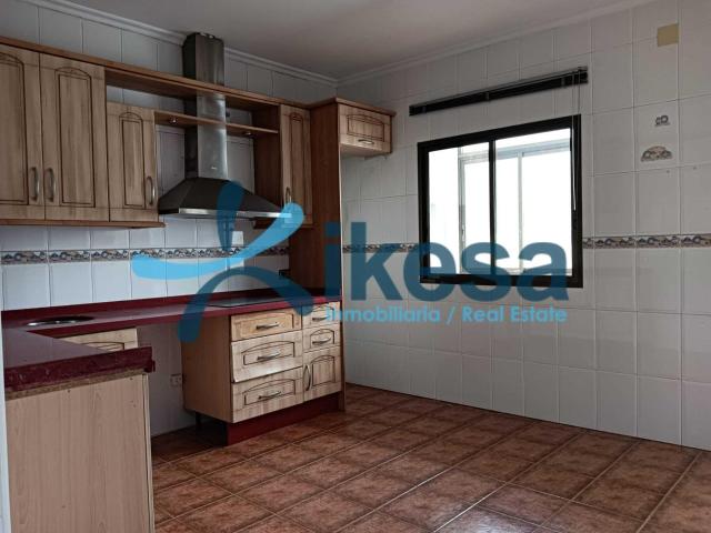 Piso en venta en Torreperogil, Andalucía