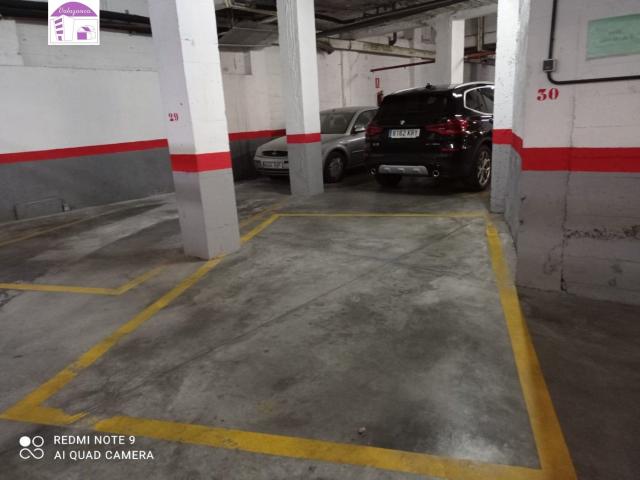 Garaje en venta en Parla, Madrid